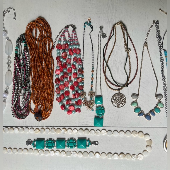 Necklace Bundle - Picture 3 of 8